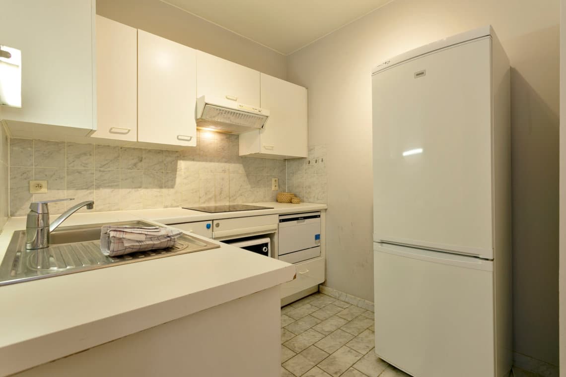 dunant gardens two bedroom apartment fully equipped kitchen