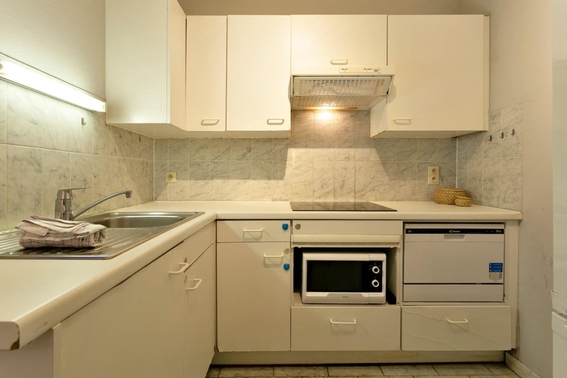 dunant gardens two bedroom apartment fully equipped kitchen with dishwasher