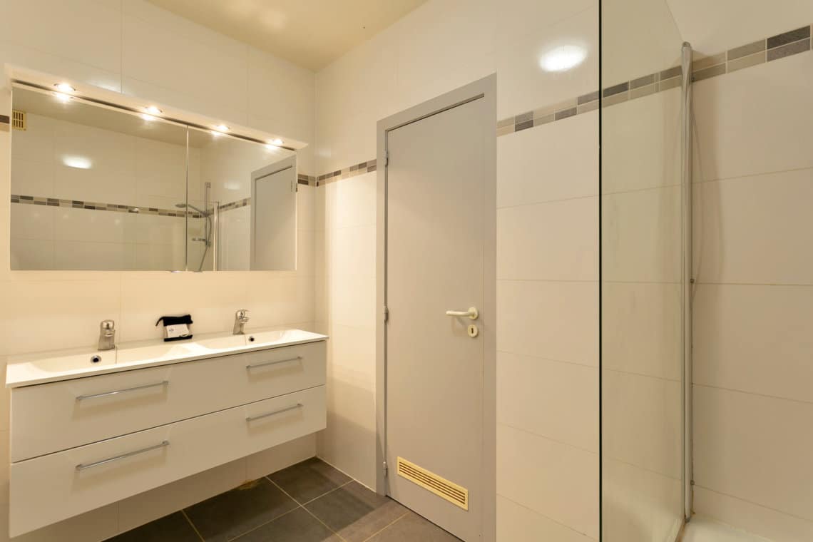 dunant gardens two bedroom apartment bathroom sink