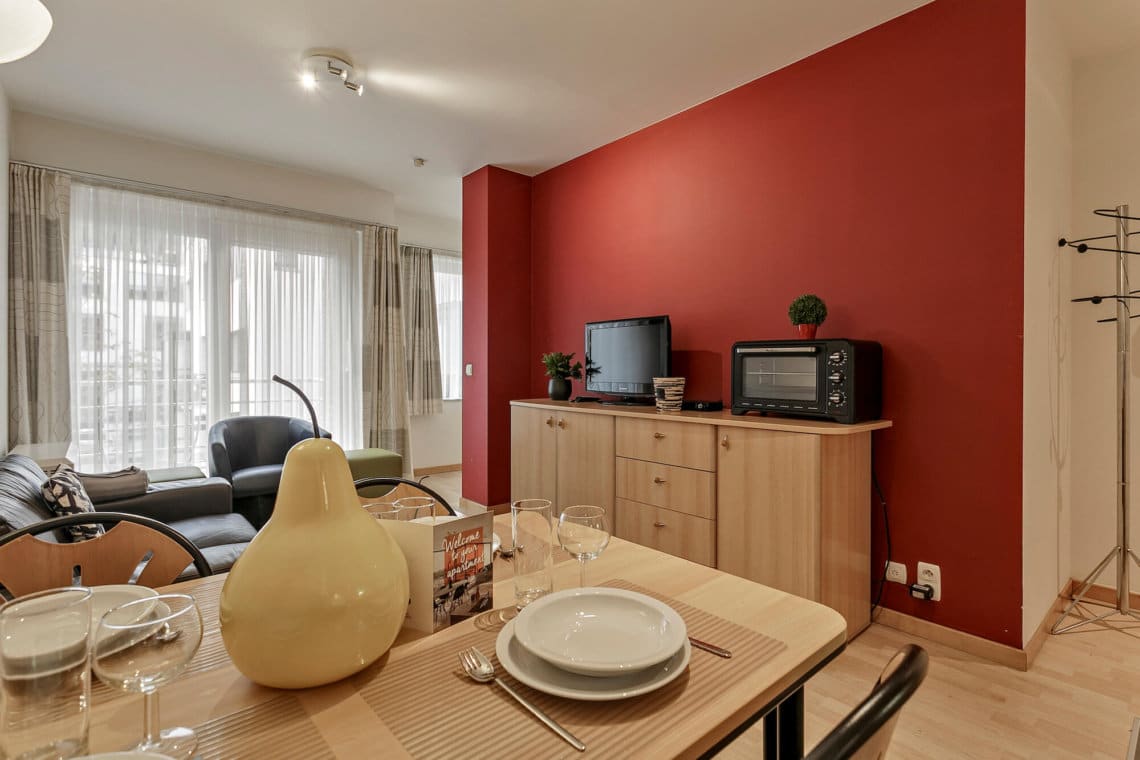 bbf serviced apartment with cable television next to european commission