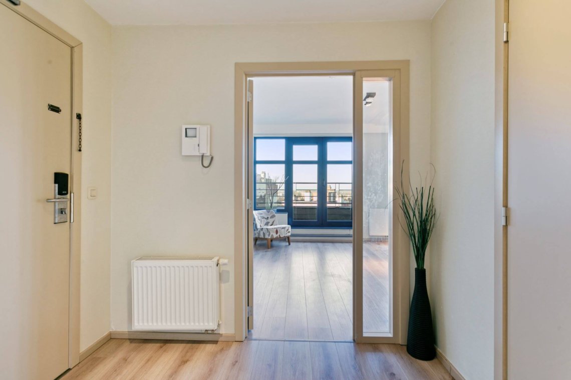 entrance to three bedroom serviced apartment brussels