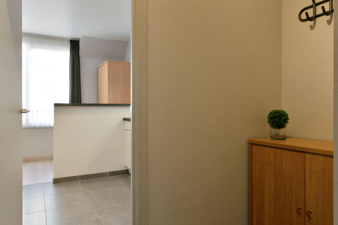 entrance hall to bbf studio apartment in dumonceau residence brussels