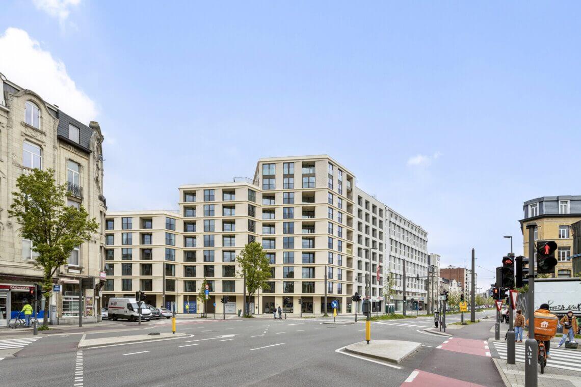 A picture of he facade of Initium, a new residence in Antwerp by BBf Apartments.